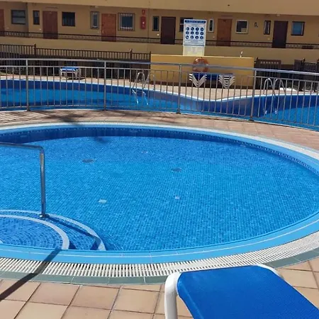 Firstline Cristianos Арона