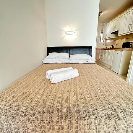 Firstline Cristianos * Арона